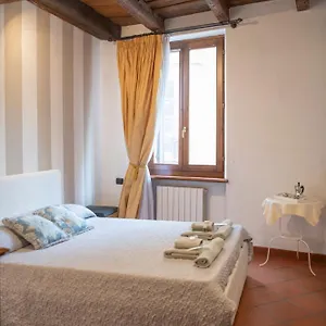 https://ai-piedi-del-castello-4pl-apt-full.hotelinveneto.com